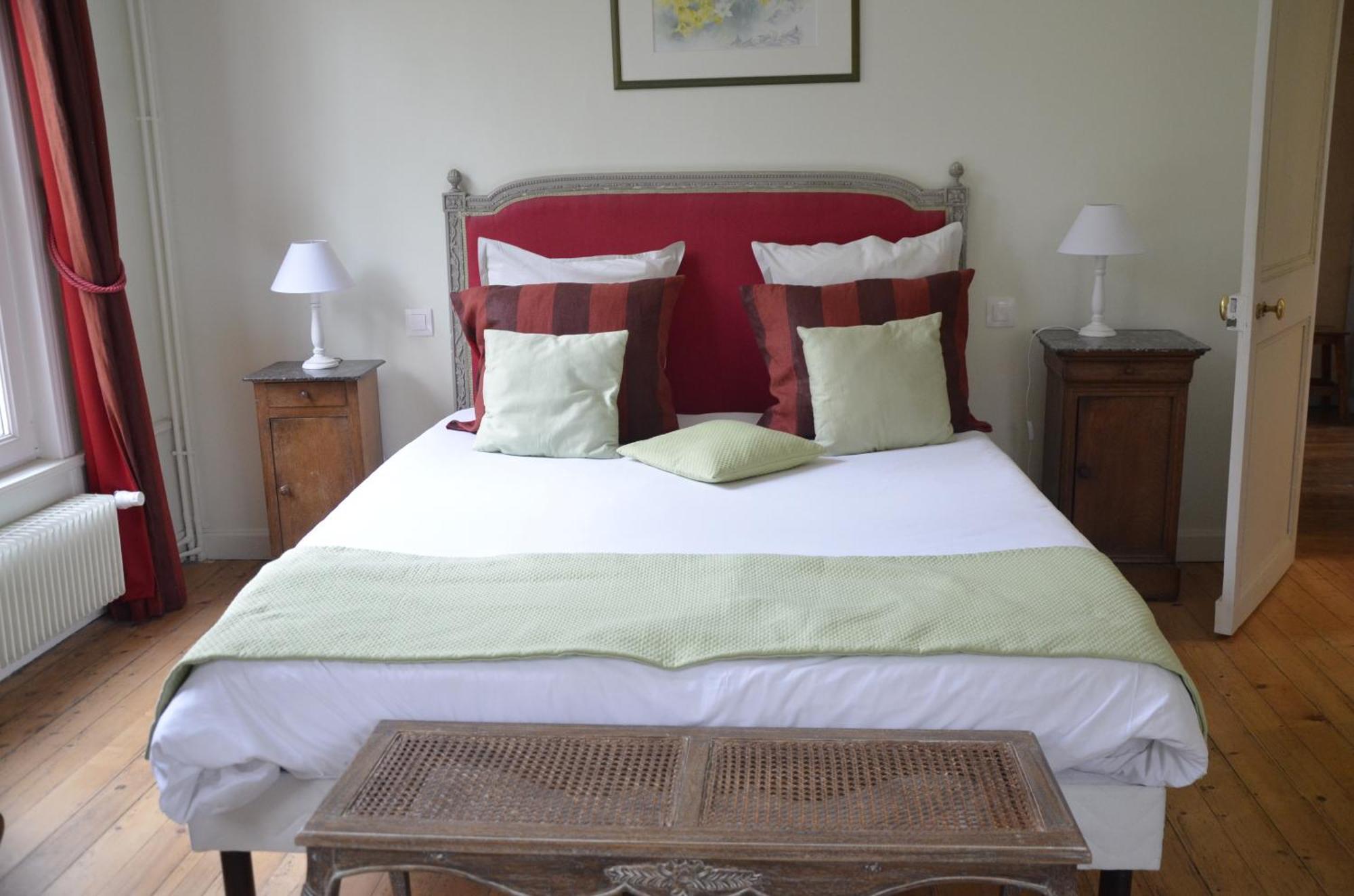 بريتفيل - سور - أودون Chambres D'Hotes Du Bas Manoir المظهر الخارجي الصورة