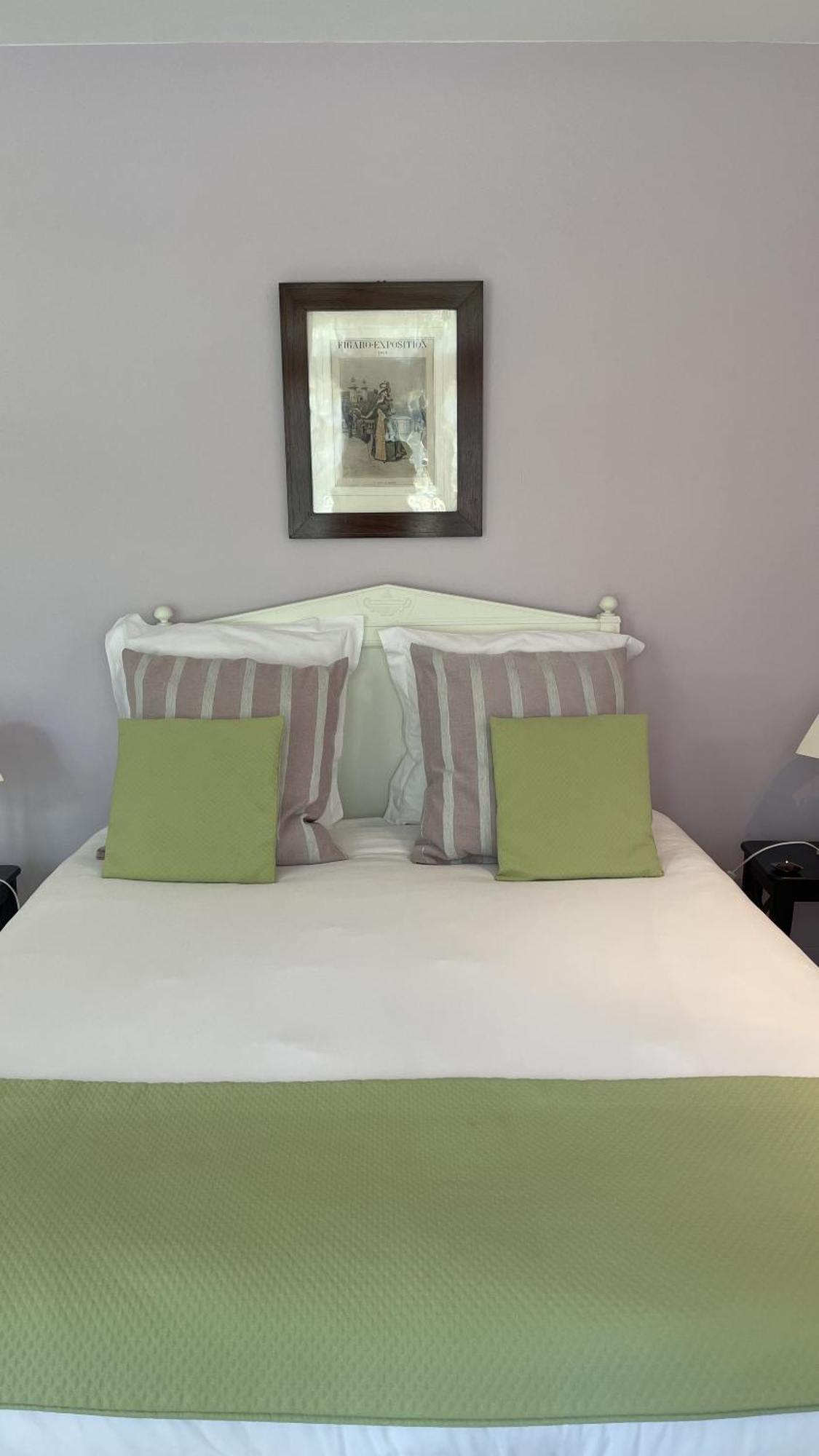 بريتفيل - سور - أودون Chambres D'Hotes Du Bas Manoir الغرفة الصورة